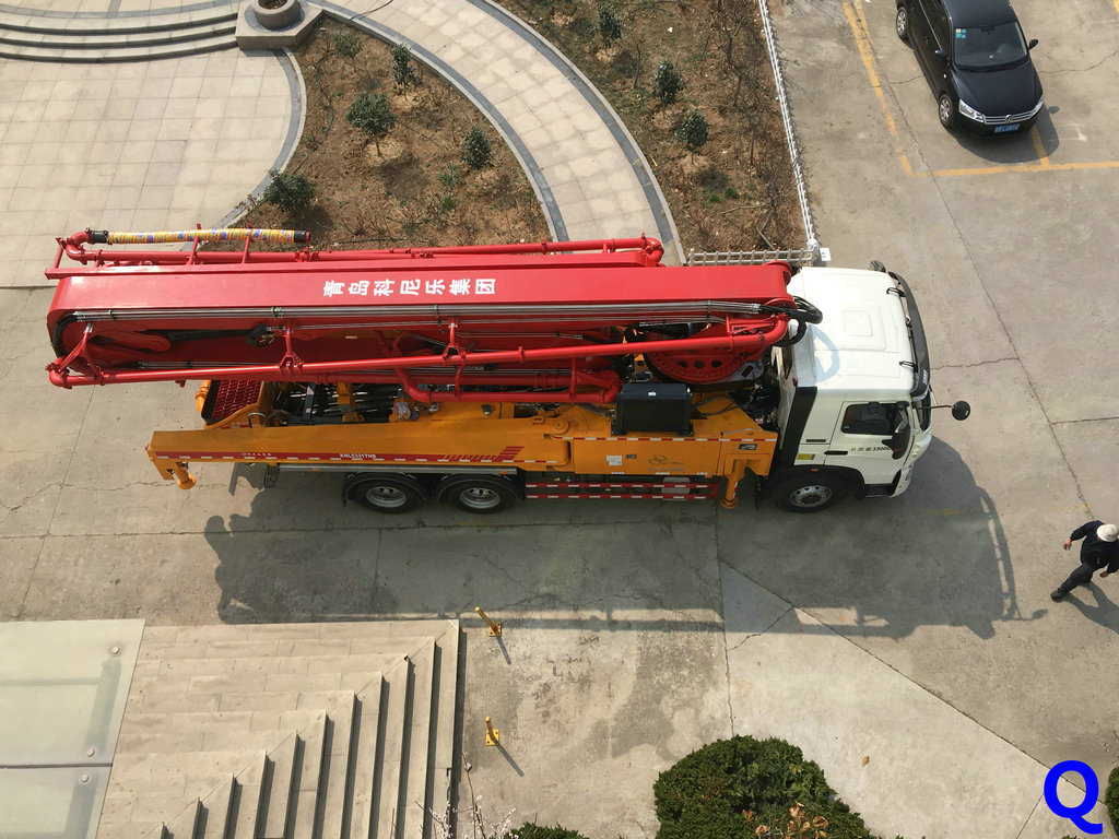 小型混凝土泵車，科尼樂小型泵車，天泵，混凝土泵車，