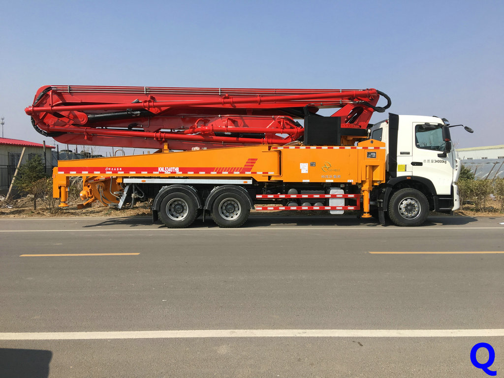小型混凝土泵車，小型泵車，天泵，混凝土泵車
